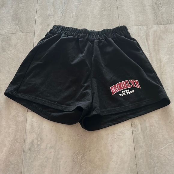 shorts - Picture 1 of 2